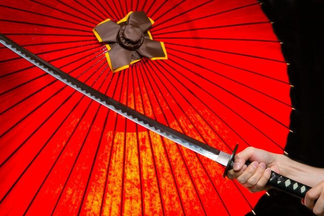 刀と傘